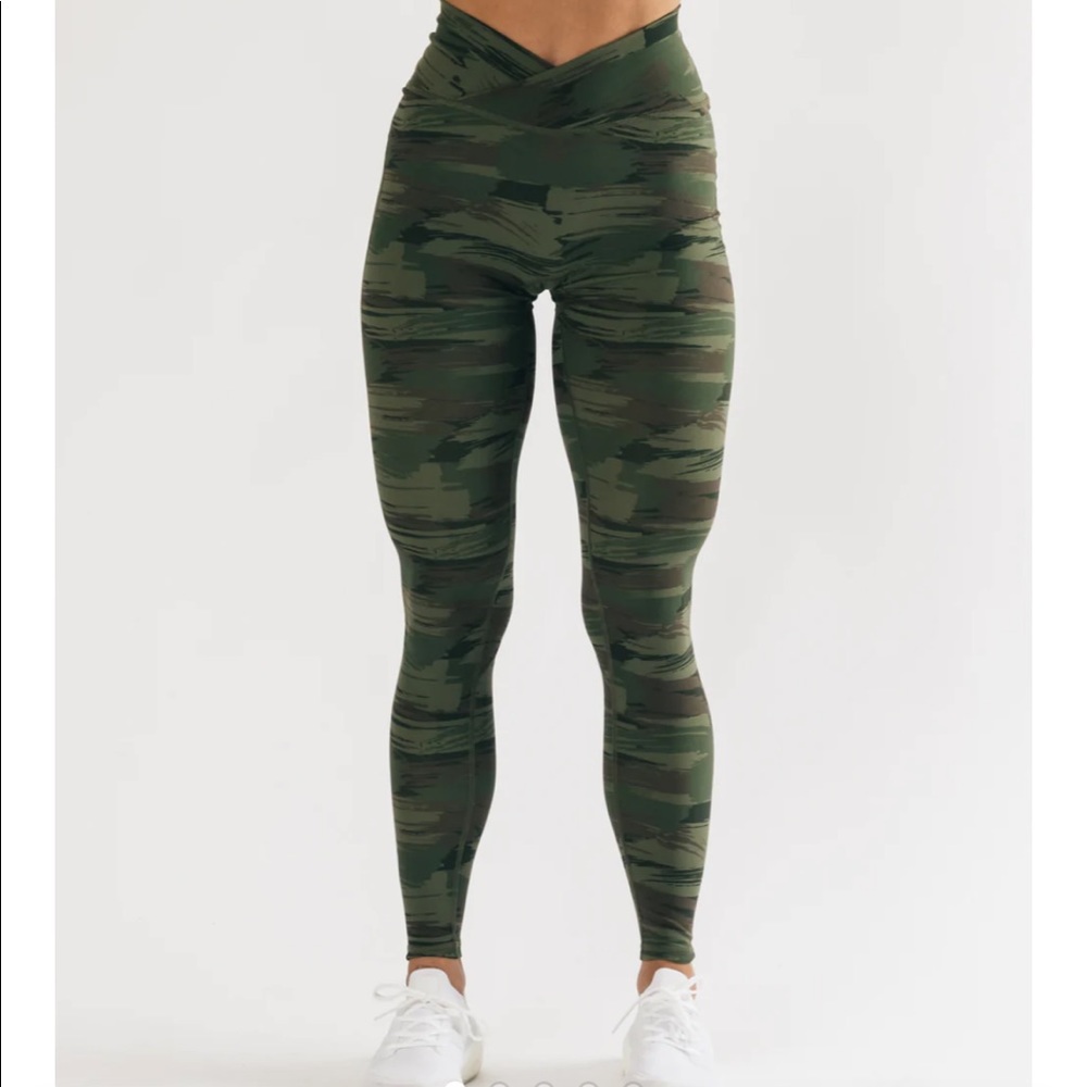 Alphalete leggings